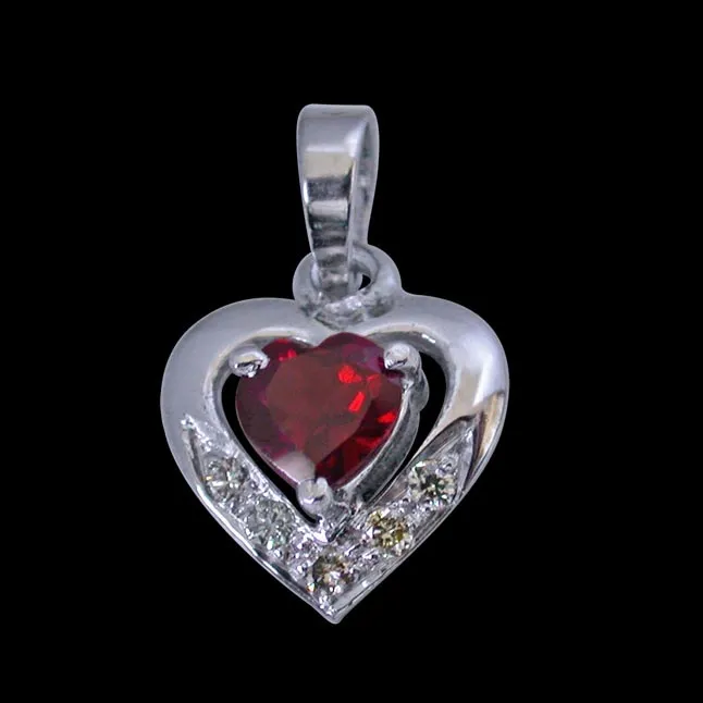 5 Diamonds Set in Heart Shape 925 Silver with Heart Garnet in Center Pendant with 18 IN Chain (SDP269)