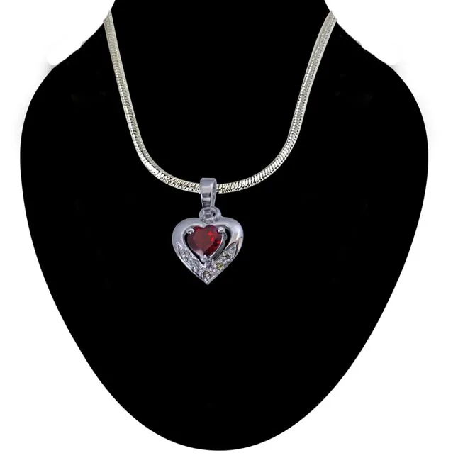 5 Diamonds Set in Heart Shape 925 Silver with Heart Garnet in Center Pendant with 18 IN Chain (SDP269)