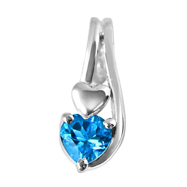 Ocean Wonders Heart Shaped Blue Topaz Set in 925 Sterling Silver Pendant with 18 IN Chain (SDP301)