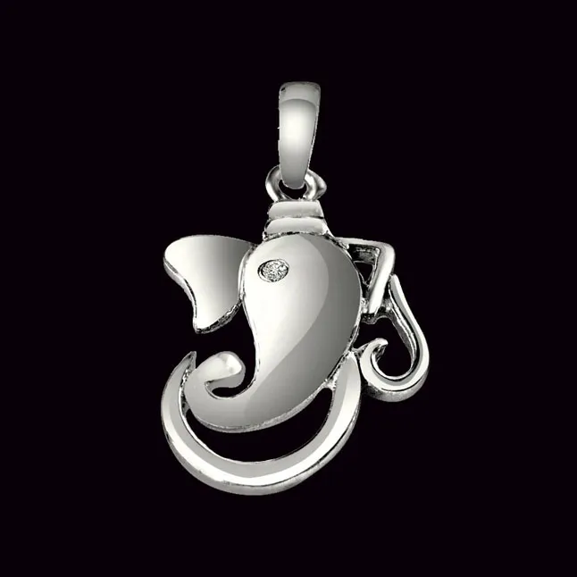 Divine Protector: Ganesha's Blessing Diamond & Silver Pendant (SDP307)