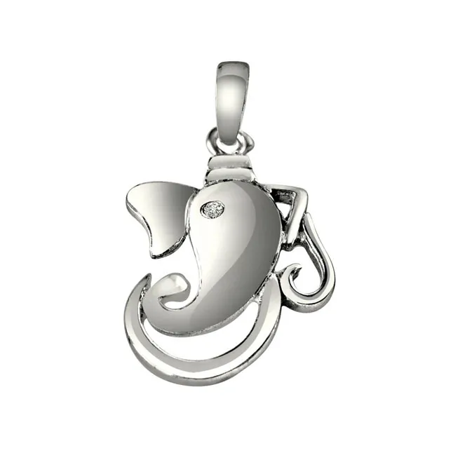 Divine Protector: Ganesha's Blessing Diamond & Silver Pendant (SDP307)