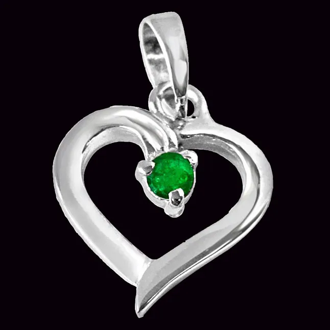 Splendid Surprise Green Emerald & 925 Sterling Silver Pendant with 18 IN Chain (SDP321)