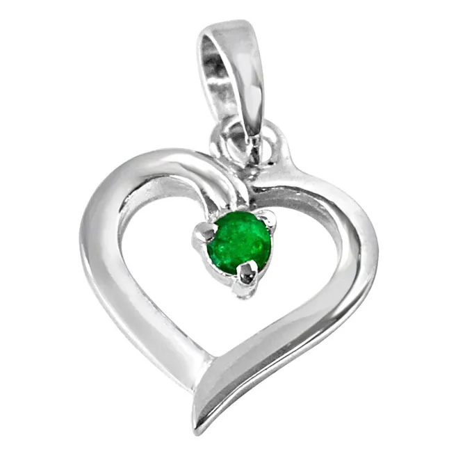 Splendid Surprise Green Emerald & 925 Sterling Silver Pendant with 18 IN Chain (SDP321)