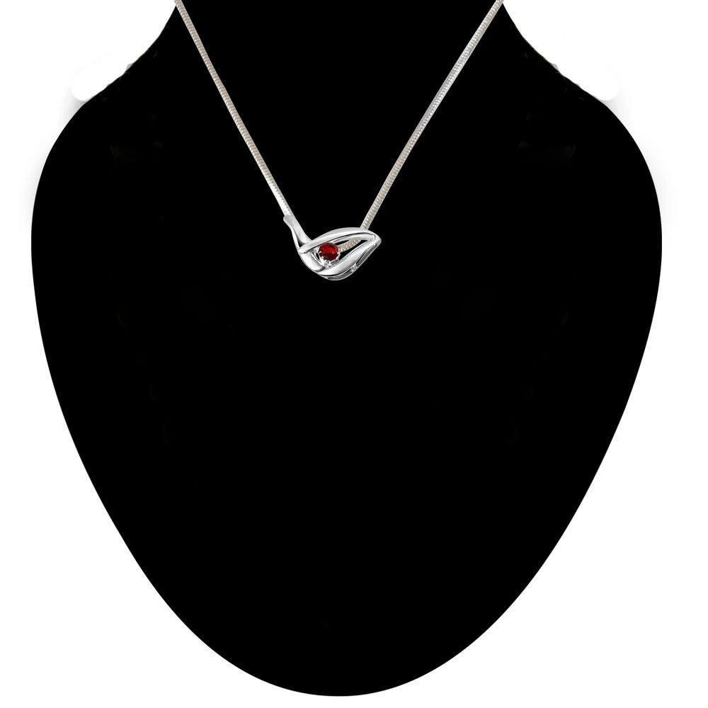 Glitter Years Garnet & 925 Sterling Silver Pendant with 18 IN Chain (SDP329)