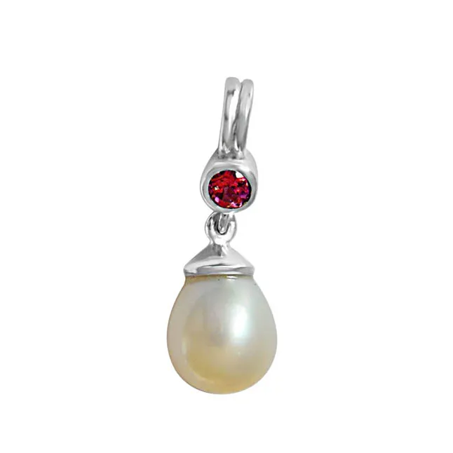 Double Vision Rhodolite, Real Pearl & 925 Sterling Silver Pendant with 18 IN Chain (SDP393)