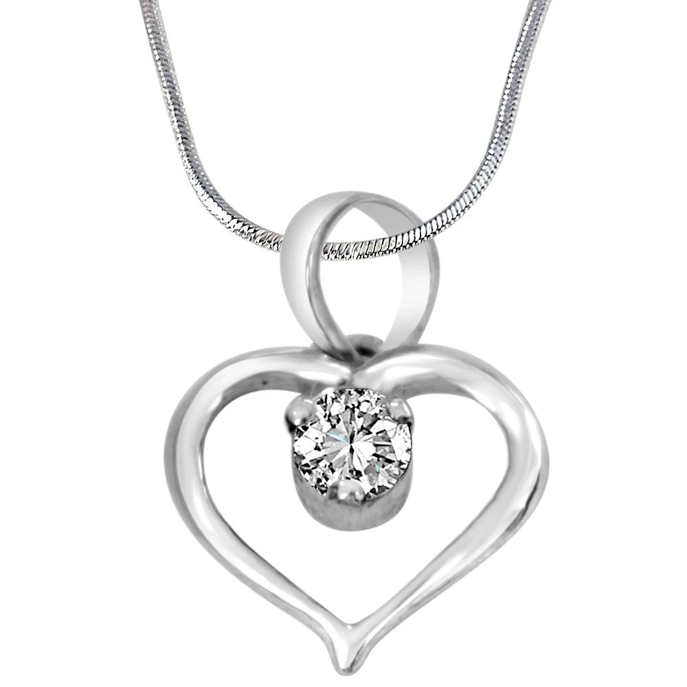 Priceless Treasure Heart Shaped White Topaz & 925 Sterling Silver Pendant with 18 IN Chain (SDP412)