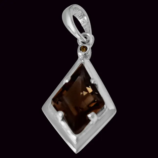 Kite Shaped 2.91 cts Smoky Topaz & Real Diamond 925 Silver Pendant with 18 IN Chain (SDP431)