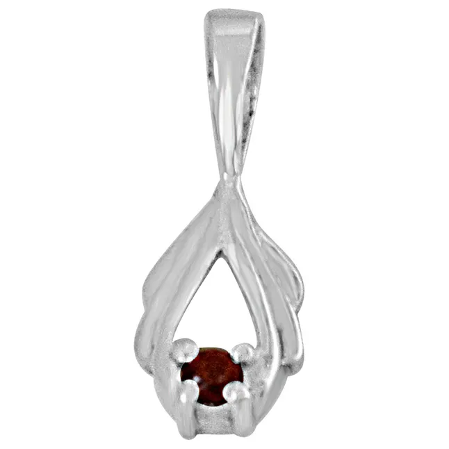 Drop Shaped Red Garnet and 925 Sterling Silver Pendant with 18 IN Chain (SDP457)