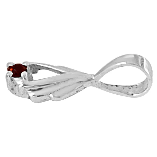 Drop Shaped Red Garnet and 925 Sterling Silver Pendant with 18 IN Chain (SDP457)