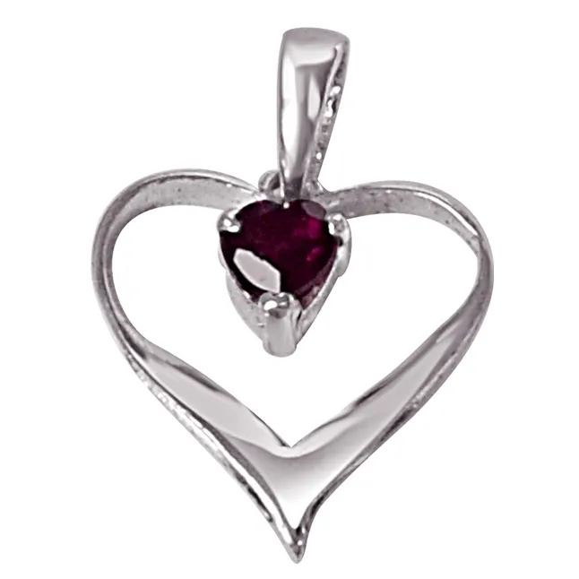 Heart Shaped Bright Red Garnet & 925 Sterling Silver Pendant with 18 IN Chain (SDP467)