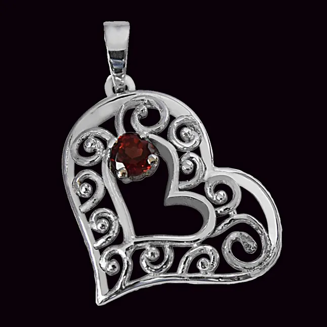 Red Round Garnet in Heart Shape 925 Sterling Silver Pendant with 18 IN Chain (SDP499)