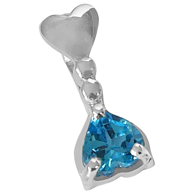 Heart Shaped Blue Topaz in 925 Sterling Silver Pedant with 18 IN Chain (SDP500)