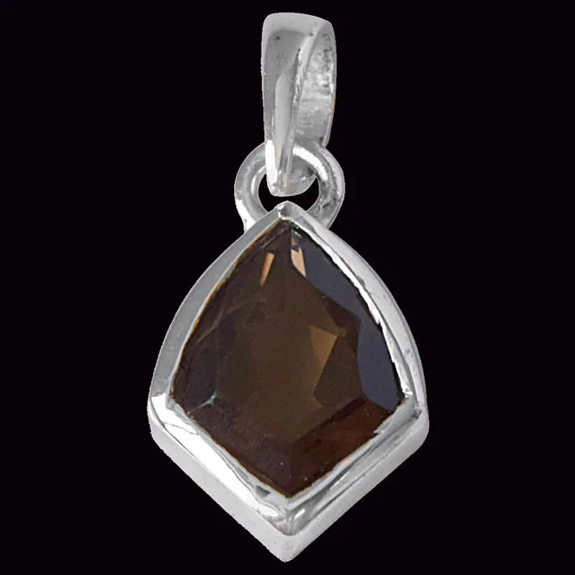 Kite Shaped Smokey Topaz and 925 Sterling Silver Pendant with 18 IN Chain (SDP530)