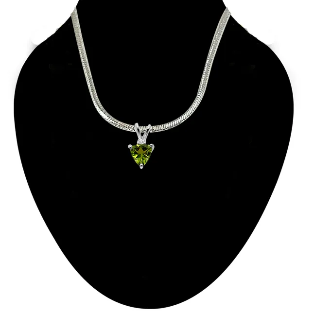 Green Admirer - Green Peridot & Sterling Silver Pendant with 18 IN Chain (SDP55)