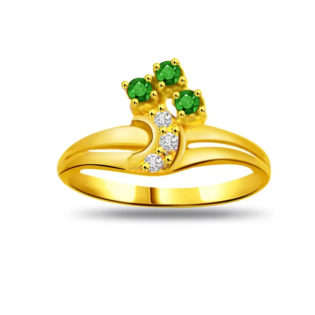 Floral Emerald 0.06cts Diamond & Emerald Gold Ring (SDR1058)