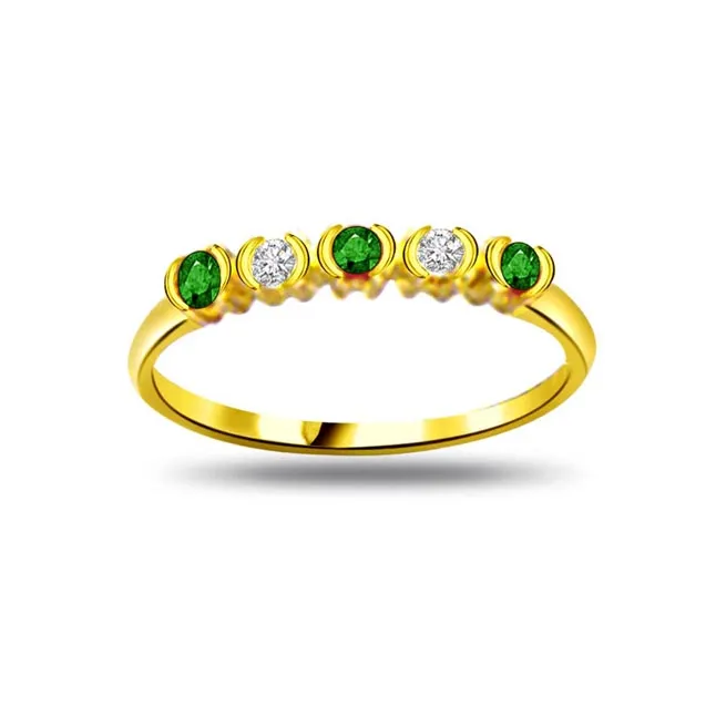 Royal Floret Elegant Diamond & Emerald Rings (SDR1065)