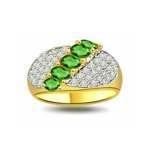 Sparkling Nature 0.40cts Diamond & Emerald Gold Ring (SDR1089)