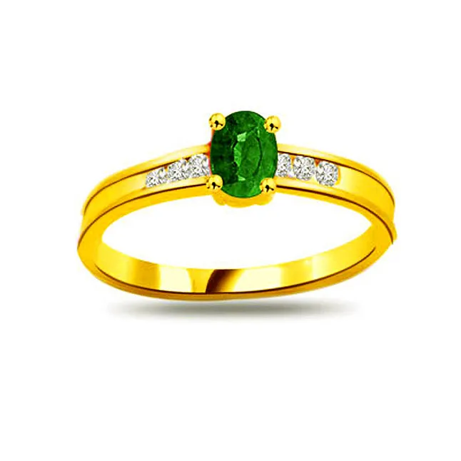 Green Star on Finger 0.12cts Real Diamond & Emerald Gold Ring (SDR1103)