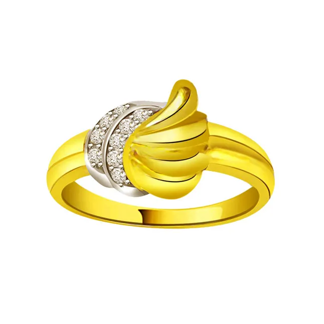 Trendy Real Diamond 18kt Gold Ring (SDR696)