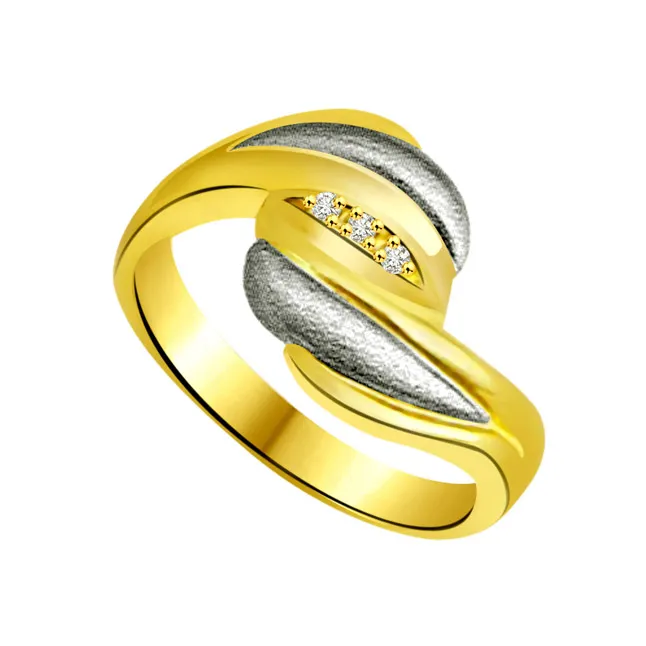 Classic Real Diamond Gold Ring (SDR743)