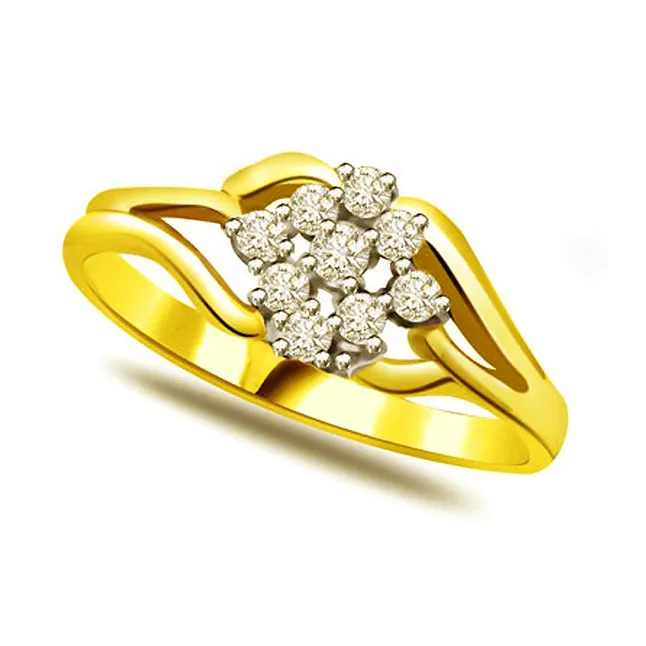 Flower Shape Real Diamond Gold Ring (SDR774)
