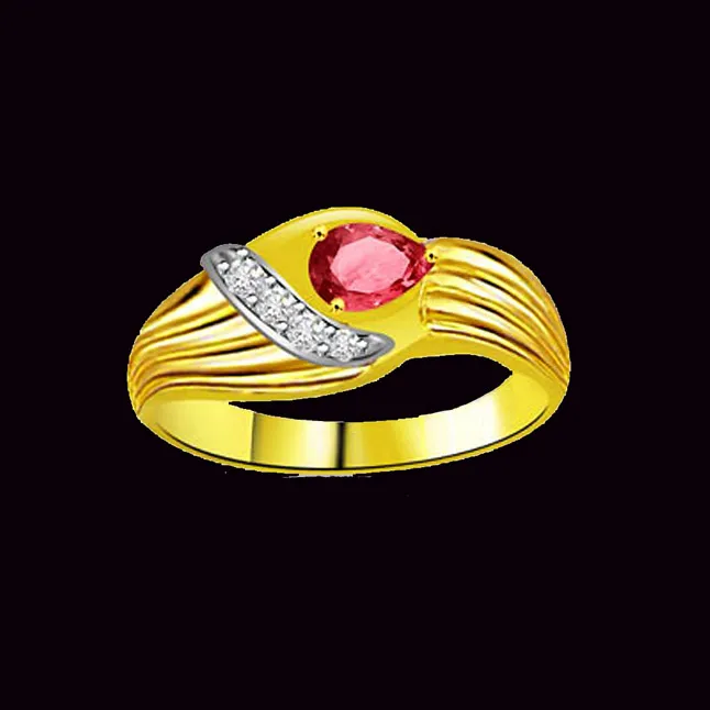 A Celebration Diamond & Ruby Ring in 18kt Gold (SDR1011)