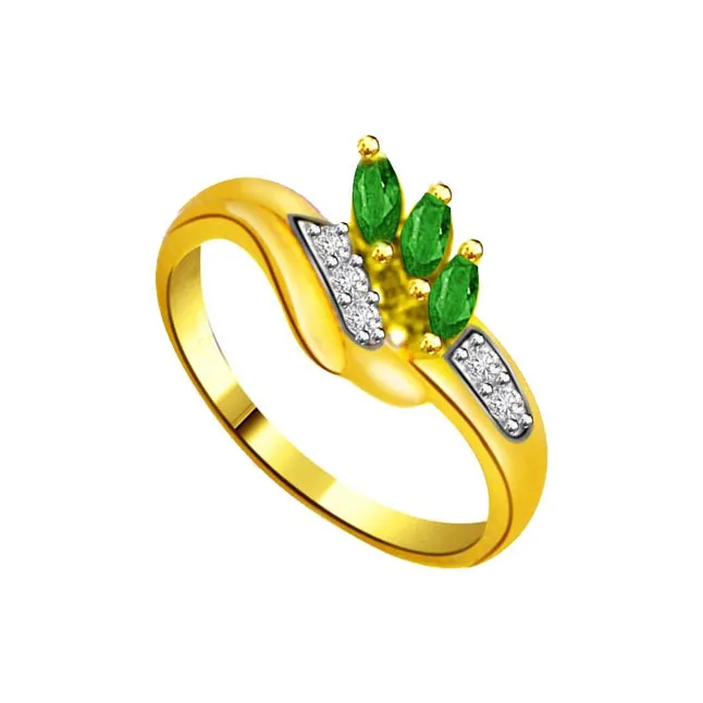 Flowery Emerald Trendy Diamond & Emerald Ring (SDR1055)