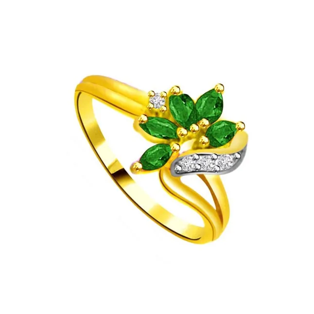 Star of Love Bond Flower Shape Diamond & Emerald Ring (SDR1056)