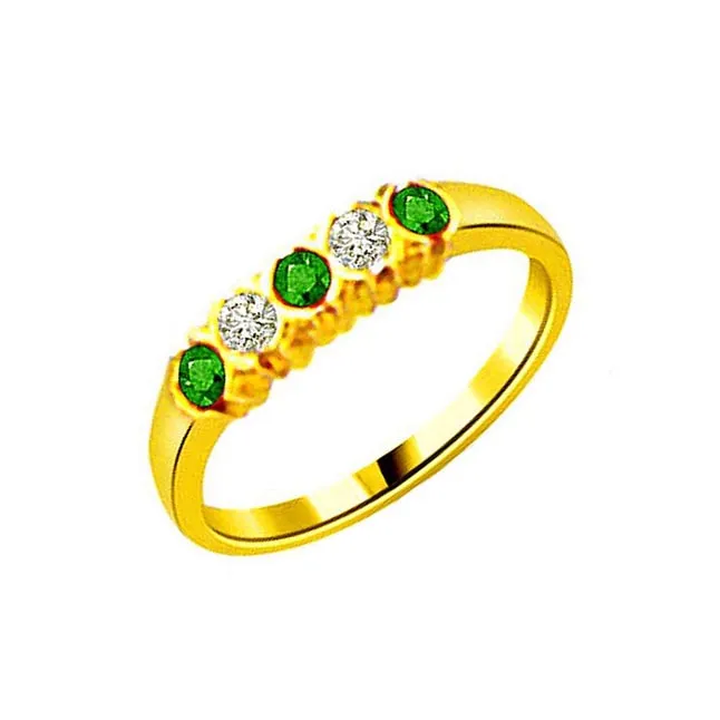 Love Ribbon Classic Diamond & Emerald Ring (SDR1064)