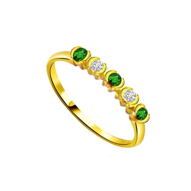 Royal Floret Elegant Diamond & Emerald Rings (SDR1065)