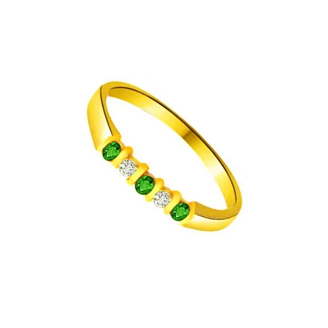 Glitter n Glitter 0.05ct Diamond & Emerald Gold rings -Diamond & Emerald