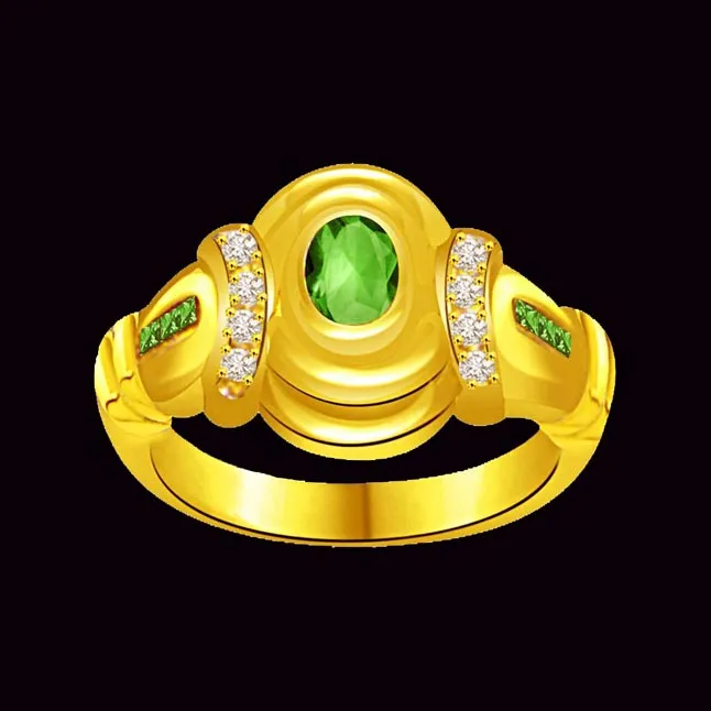 Cheering Charm 0.16cts Diamond & Emerald Gold Ring (SDR1069)