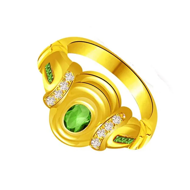 Cheering Charm 0.16cts Diamond & Emerald Gold Ring (SDR1069)
