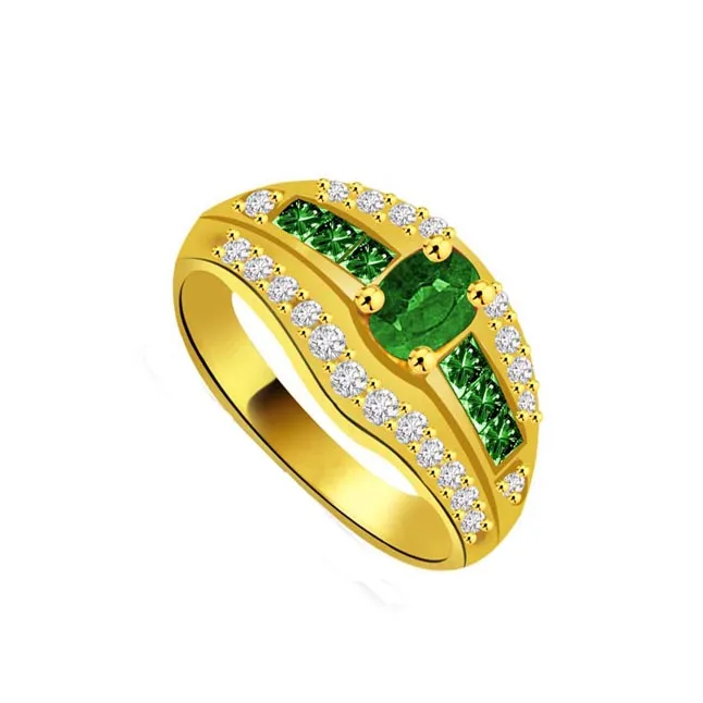 Valley of Green Flowers 0.22cts Diamond & Emerald Gold Ring (SDR1072)
