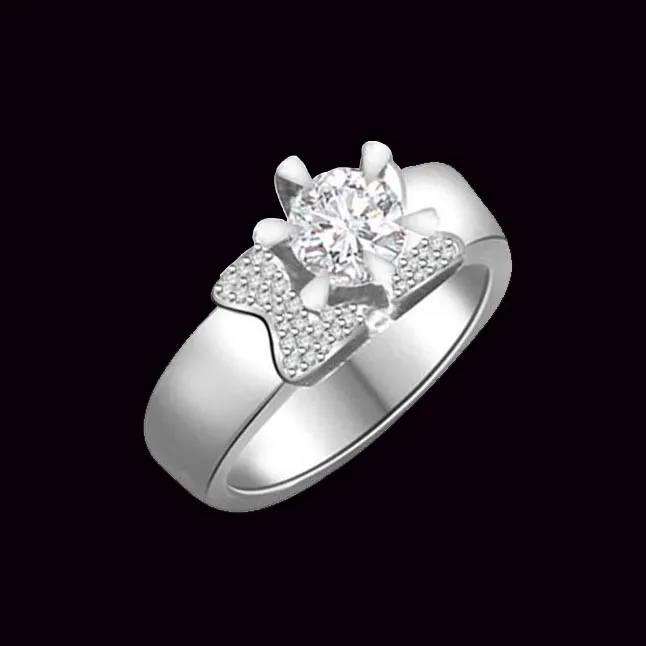 0.75 cts Real Diamond and 14kt White Gold Engagement Ring (SDR1286)