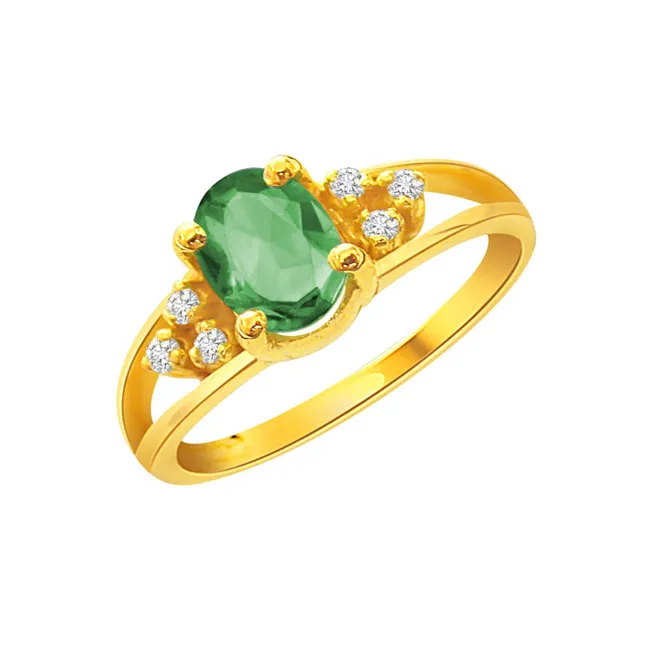 Kiss n Tell - Real Diamond & Emerald Ring (SDR129)