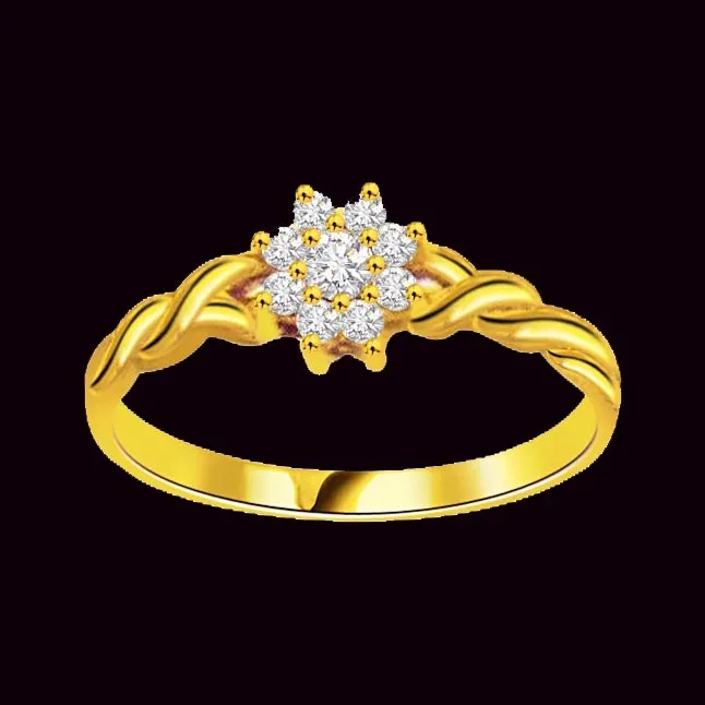 0.30 cts Flower Design Diamond 18K rings