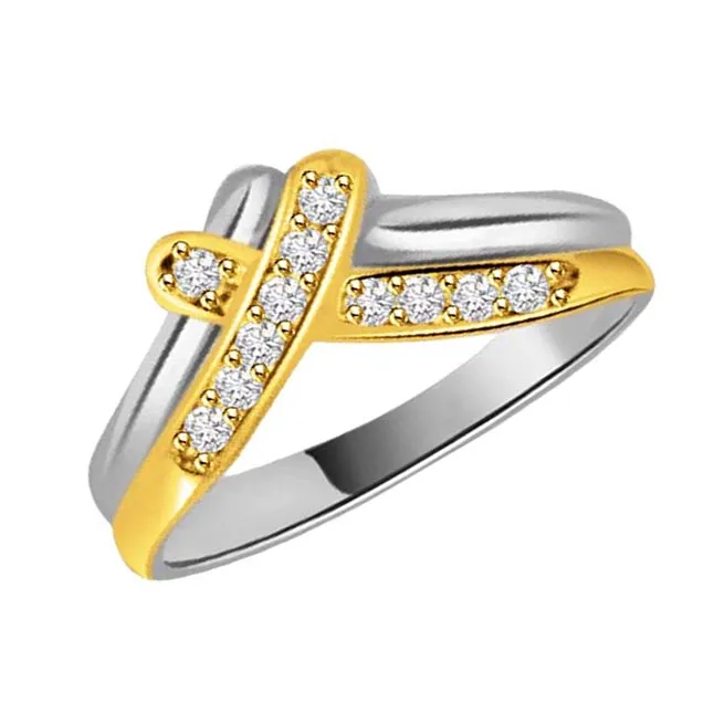 0.11cts Diamond Two-Tone 18K Gold Ring