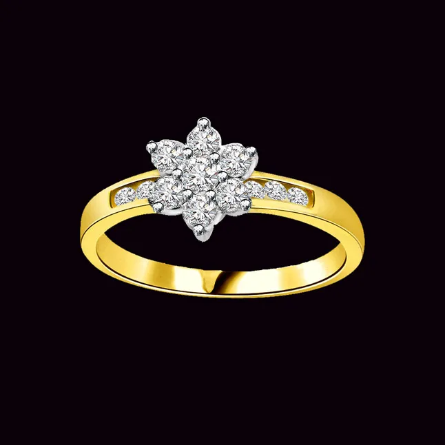 Glowing Floral Charm Fine 1.00cts Flower Shape Real Diamond Ring (SDR214)