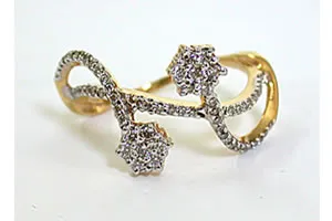 Twisted Love B 0.71 ct Classic Diamond rings