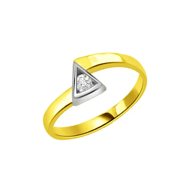 Twinkling Star Trendy 0.10 ct Diamond Solitaire rings
