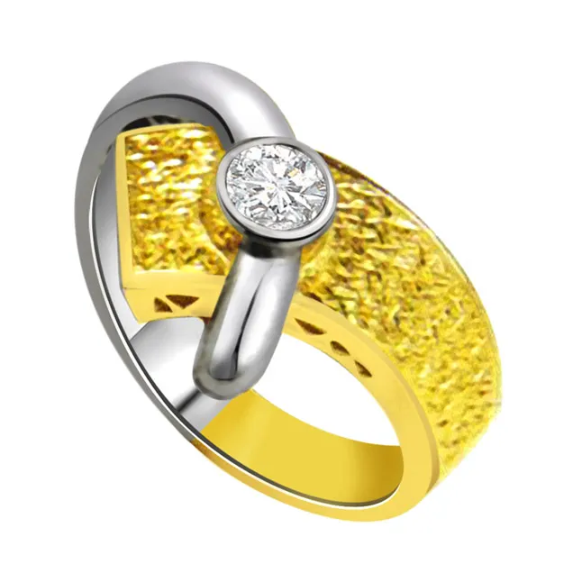 0.10ct Diamond Classic Solitaire Two Tone 18kt Gold rings