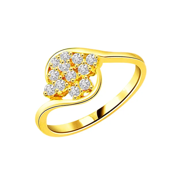 0.60cts Real Diamond Flower Shape 18kt Gold Ring (SDR434)