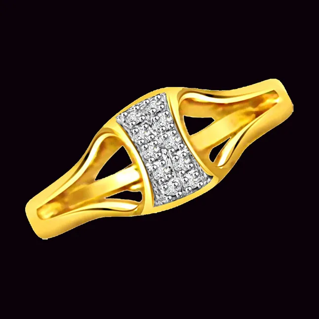 Trendy Real Diamond 18kt Ring (SDR496)