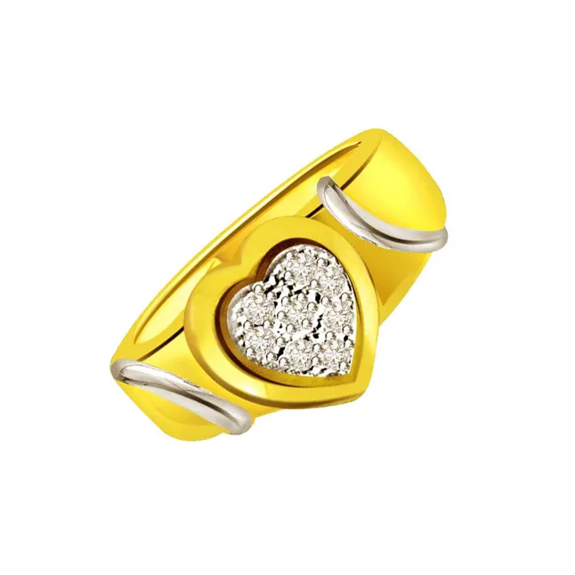 Diamond Heart Shape Gold rings Set in 18kt SDR497