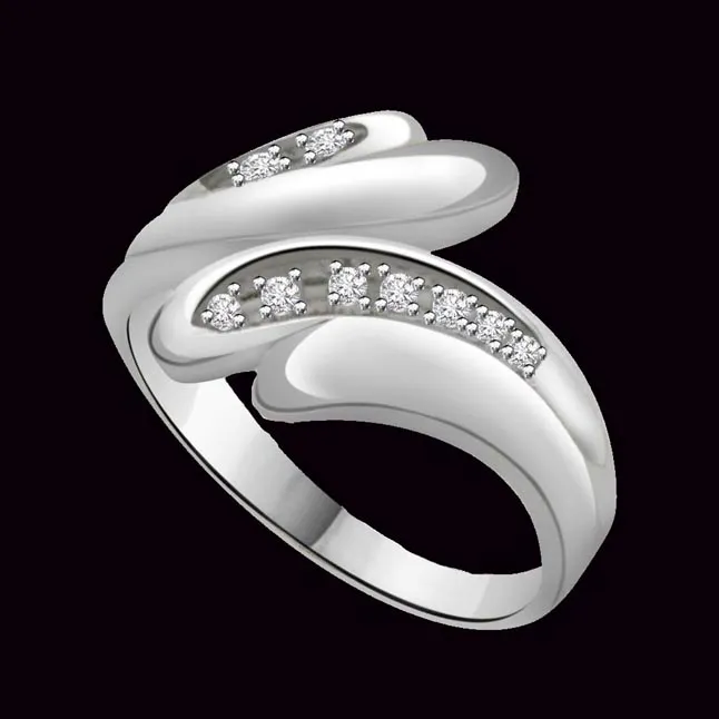 Classic Real Diamond Gold Ring (SDR609)