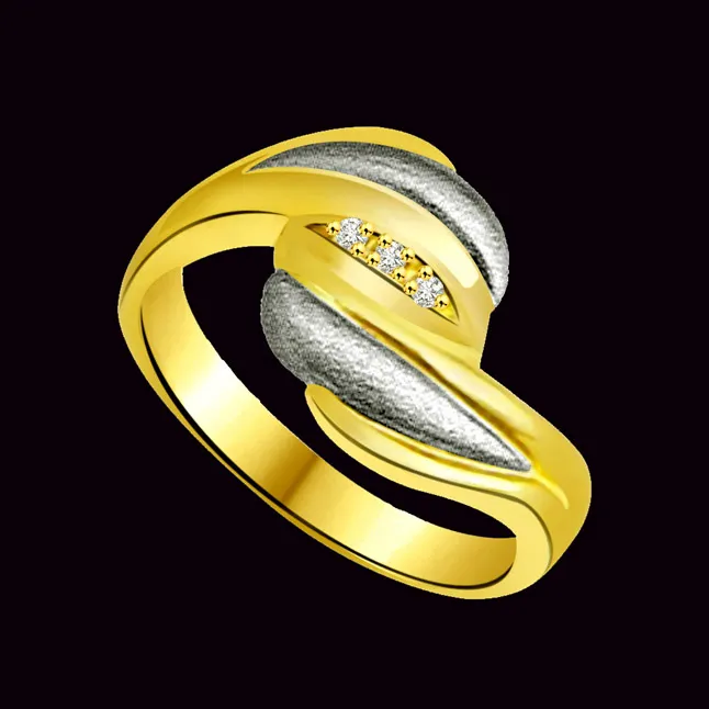 Classic Real Diamond Gold Ring (SDR743)