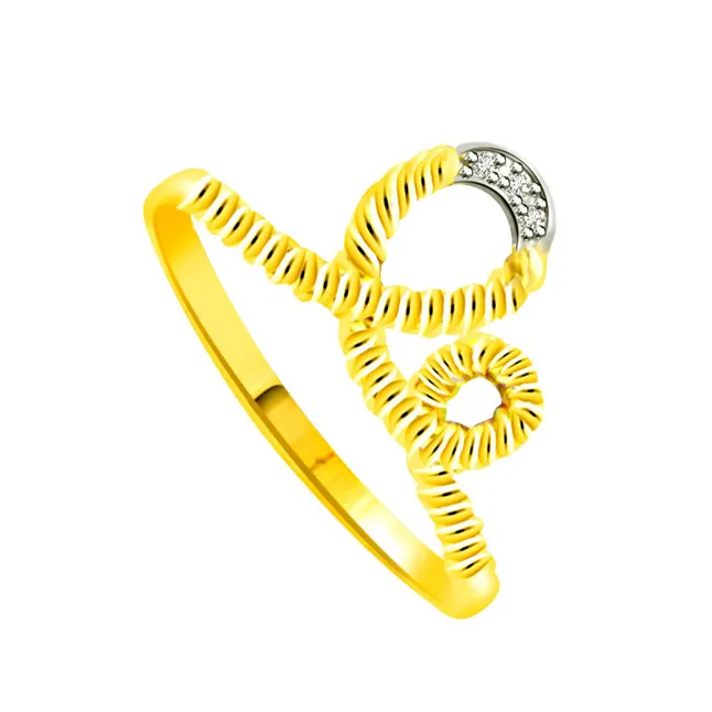 3 Diamond 18kt Gold rings SDR746 -3 Diamond rings
