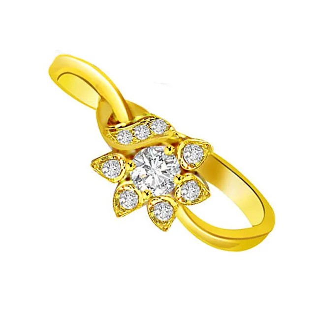 Flower Shape Real Diamond Gold Ring (SDR782)