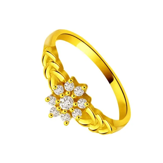 Flower Shape Real Diamond Gold Ring (SDR831)